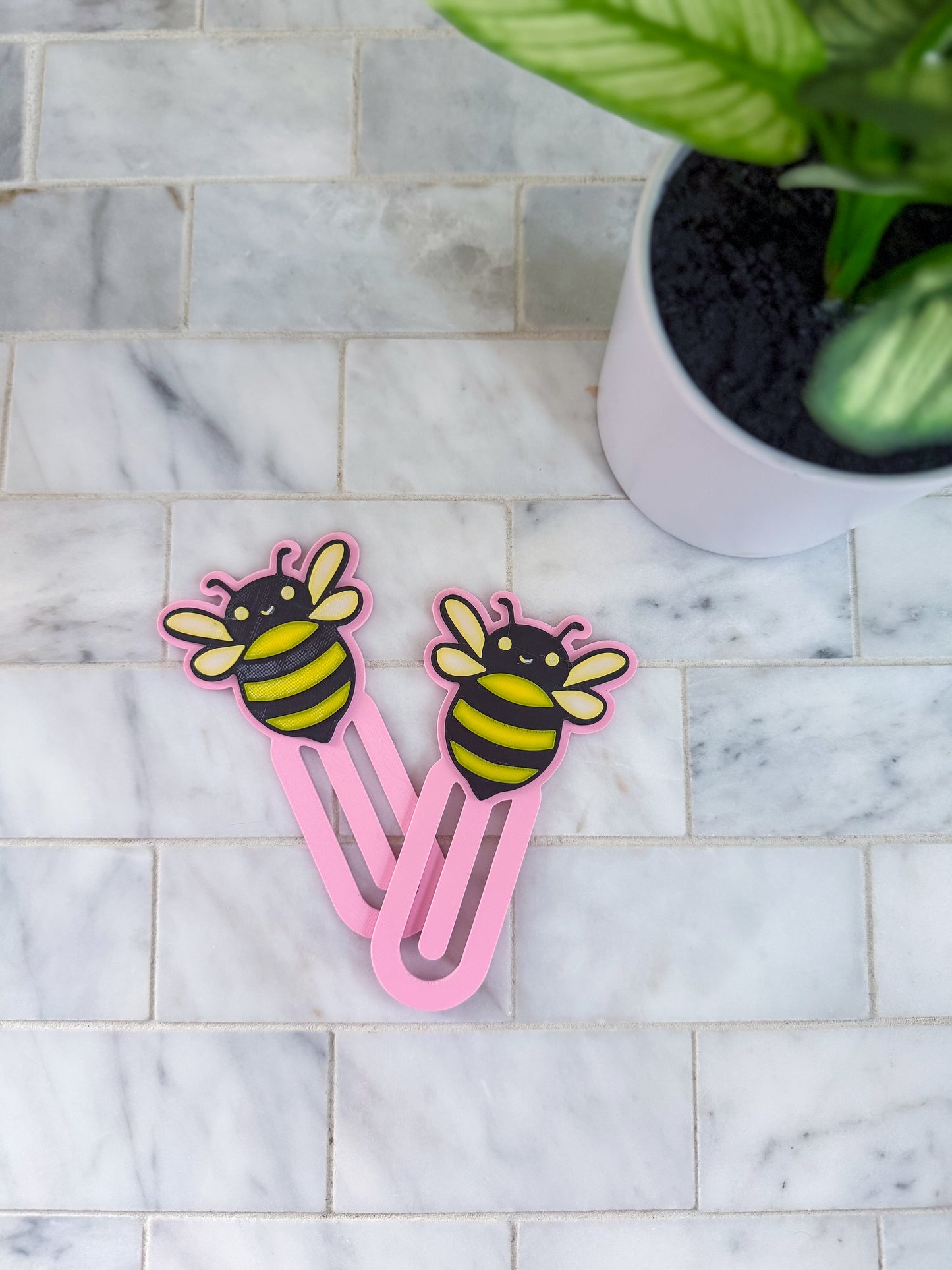 Bumble Bee Paper Clip Bookmark | 3D Printed