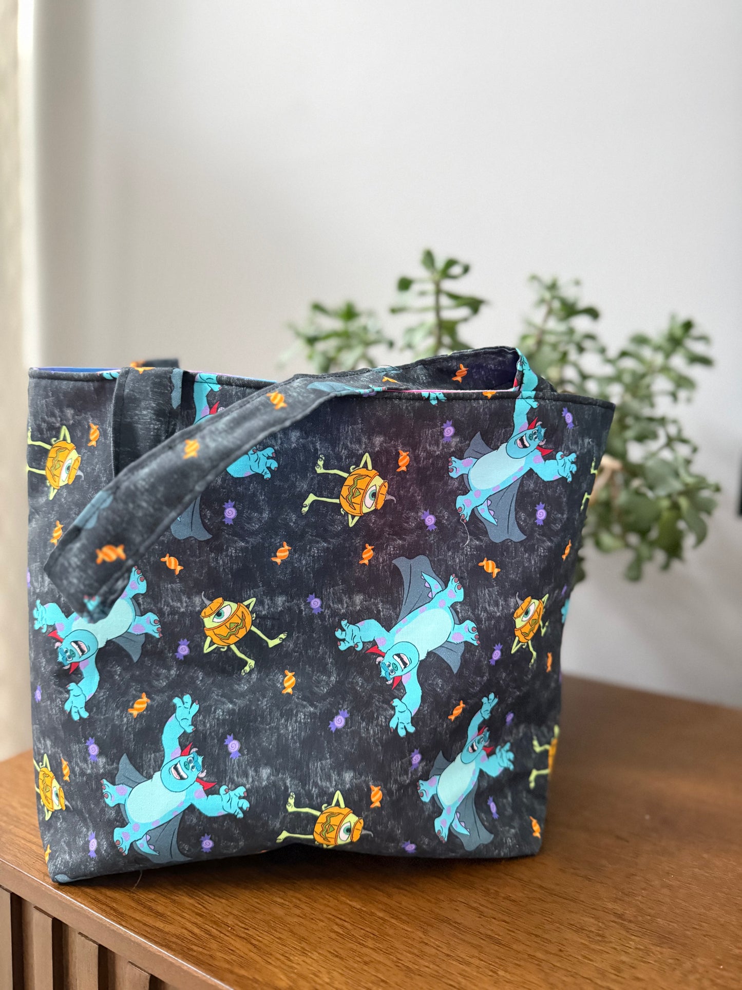Scare Monsters w/ Ombre Inside Trick or Treat Tote